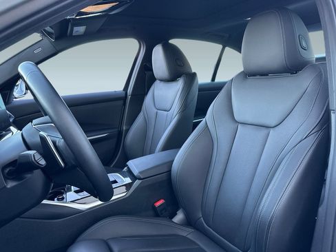 Used 2023 BMW 330e 330e w/ Driving Assistance Package image 5