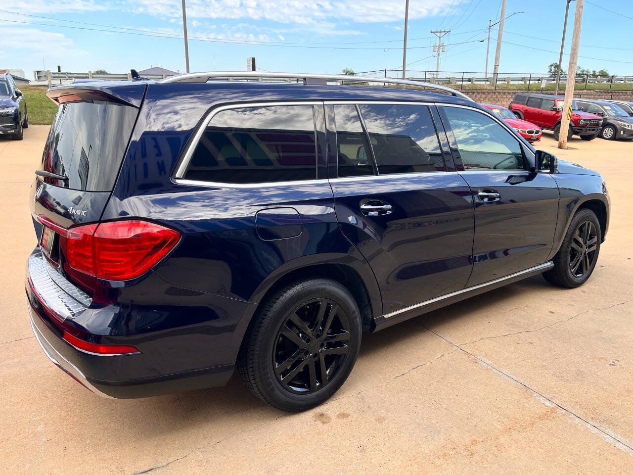 Used 2016 Mercedes-Benz GL 450 4MATIC image 5