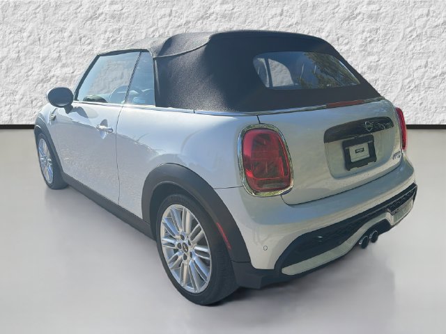 Used 2024 MINI Cooper S w/ Signature Upholstery Package FWD image 5