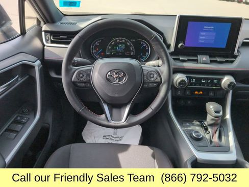 Used 2023 Toyota RAV4 SE w/ Weather & Moonroof Package image 14