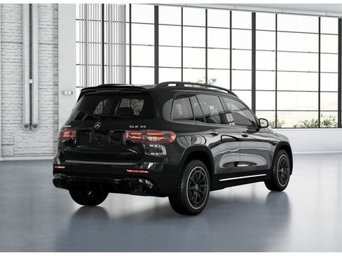 New 2026 Mercedes-Benz GLB 35 AMG 4MATIC image 22