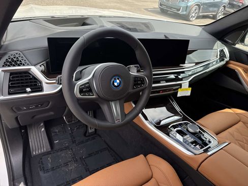 New 2026 BMW X5 xDrive50e w/ M Sport Package image 21