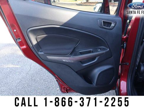 Used 2021 Ford EcoSport SE image 14