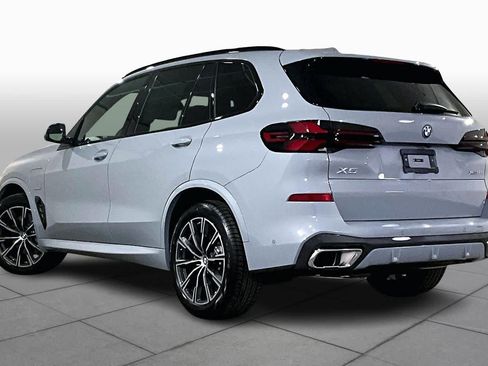 New 2026 BMW X5 xDrive50e w/ M Sport Package AWD/4WD image 3
