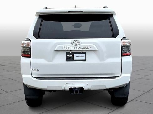 Used 2019 Toyota 4Runner SR5 image 5