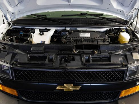 Used 2023 Chevrolet Express 2500 LS image 38
