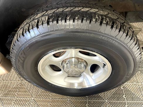 Used 2000 Ford Explorer Eddie Bauer image 11