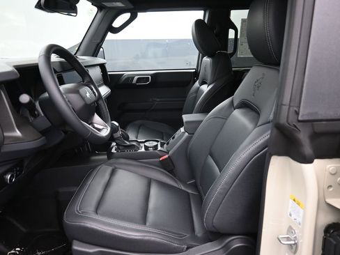 New 2026 Ford Bronco Badlands AWD/4WD image 21