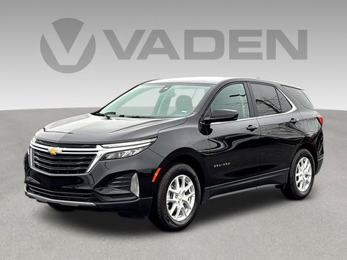 Certified 2024 Chevrolet Equinox LT image 3