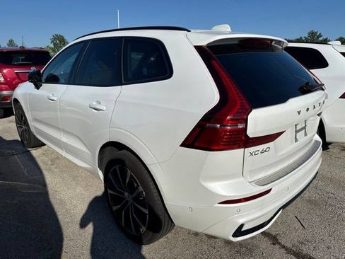 Used 2024 Volvo XC60 B5 Plus w/ Protection Package Premier AWD/4WD image 3