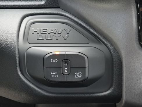 New 2026 RAM 2500 Big Horn w/ Night Edition AWD/4WD image 18