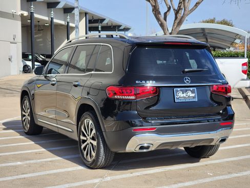 Certified 2022 Mercedes-Benz GLB 250 4MATIC image 4