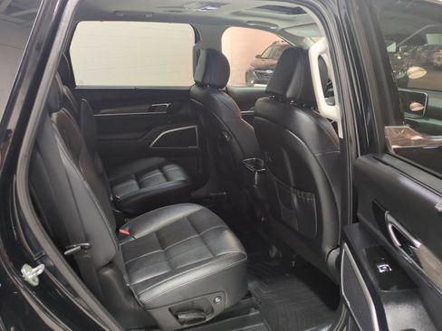 Certified 2022 Kia Telluride EX w/ EX Premium Package FWD image 11