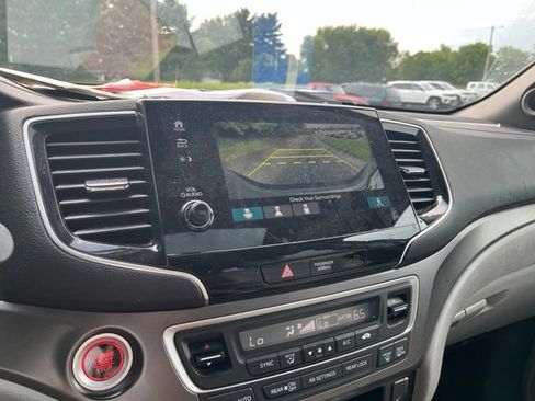 Used 2021 Honda Pilot Special Edition image 17