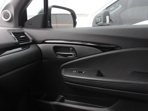 Used 2016 Honda Pilot Elite image 22