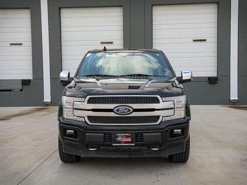 Used 2019 Ford F150 Platinum w/ Equipment Group 701A Luxury image 3