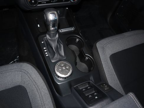 New 2025 Ford Bronco 4-Door AWD/4WD image 30