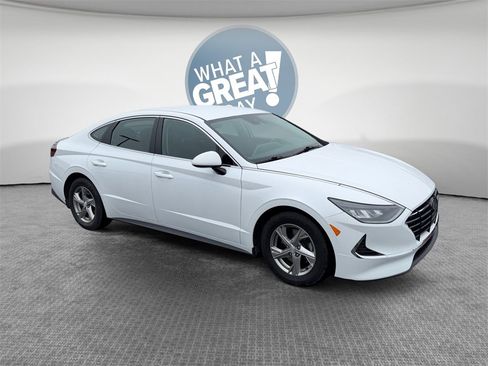 Used 2022 Hyundai Sonata SE image 1