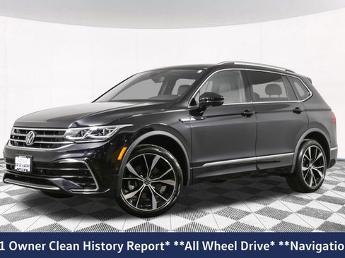 Used 2024 Volkswagen Tiguan SEL R-Line image 2