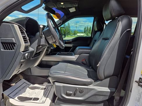 Used 2022 Ford F350 Lariat w/ Lariat Value Package AWD/4WD image 2