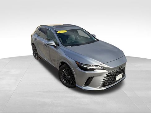 Used 2025 Lexus RX 350 Premium image 3