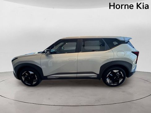New 2027 Kia Seltos S FWD image 6