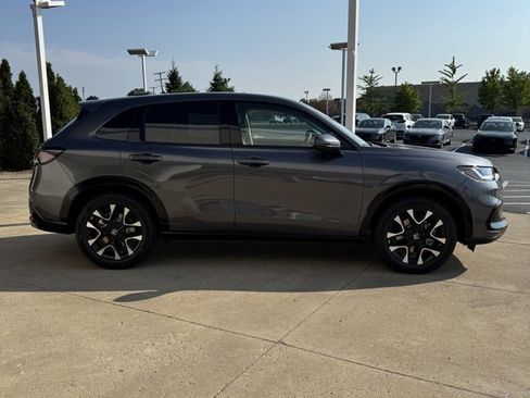 New 2026 Honda HR-V EX-L image 2