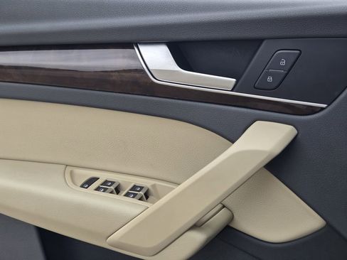 Used 2018 Audi Q5 2.0T Premium image 23