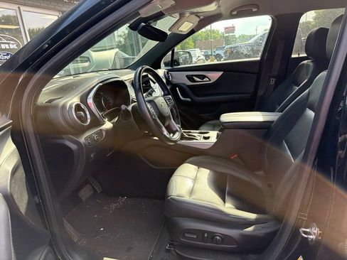 Used 2022 Chevrolet Blazer LT w/ Redline Edition FWD image 11