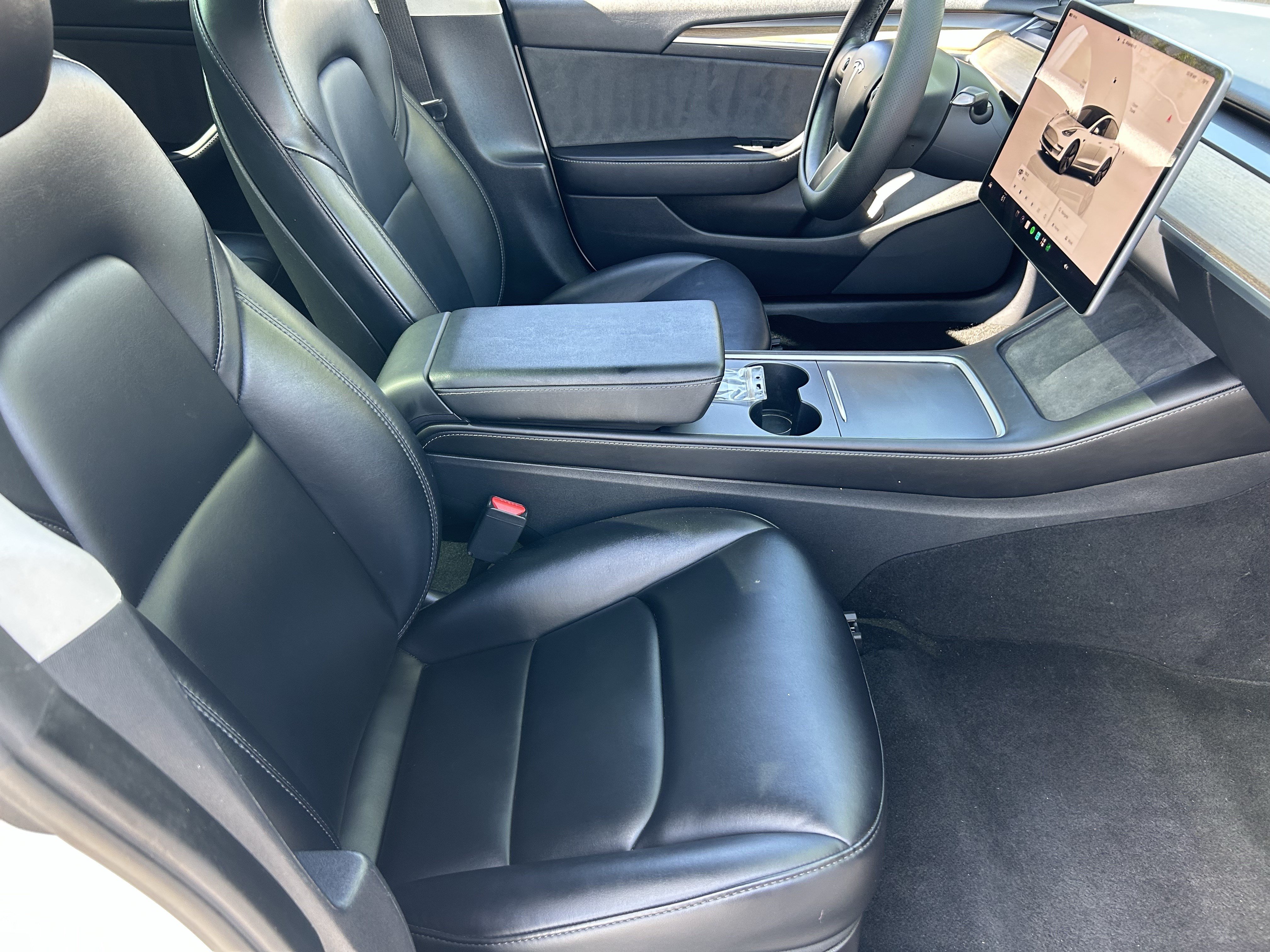 Used 2022 Tesla Model 3 Standard Range RWD image 8
