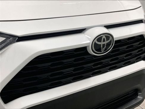 Certified 2024 Toyota RAV4 XLE image 31
