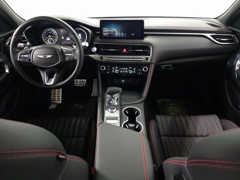 Used 2025 Genesis G70 3.3T Advanced image 8