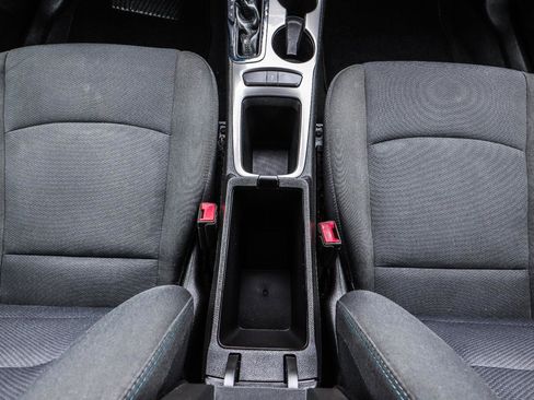 Used 2017 Chevrolet Cruze LT w/ Convenience Package FWD image 27