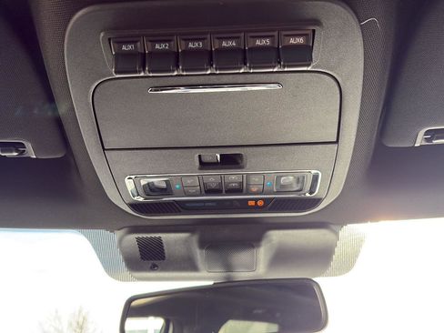 New 2026 Ford F450 Platinum w/ FX4 Off-Road Package image 19