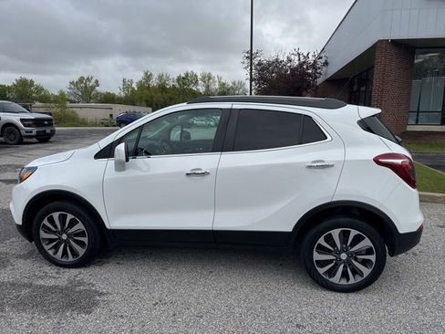 Used 2022 Buick Encore Preferred w/ Safety Package AWD/4WD image 34
