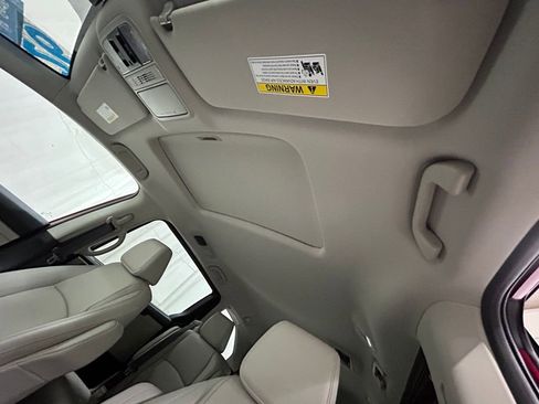 Used 2026 Honda Odyssey EX-L image 25