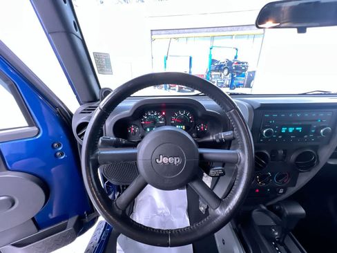 Used 2009 Jeep Wrangler X AWD/4WD image 15
