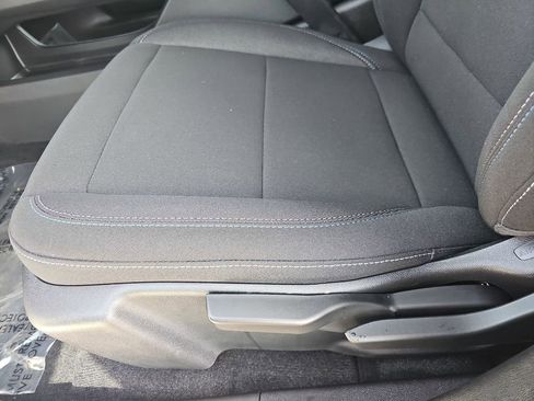 New 2026 Chevrolet Equinox EV LT image 29