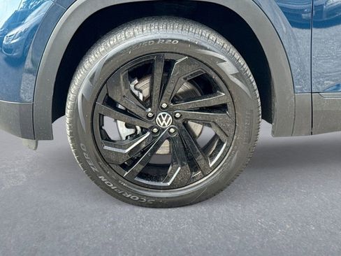Used 2022 Volkswagen Atlas SE w/ Black Wheel Package AWD/4WD image 18