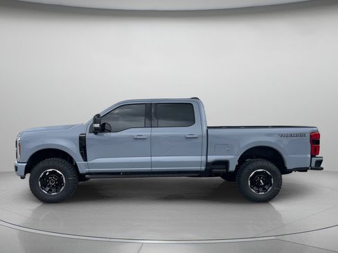 New 2026 Ford F350 Platinum w/ Tremor Off-Road Package AWD/4WD image 6