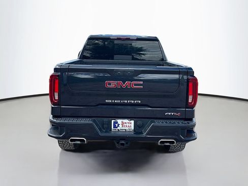 Used 2025 GMC Sierra 1500 AT4 w/ AT4 Premium Package AWD/4WD image 6