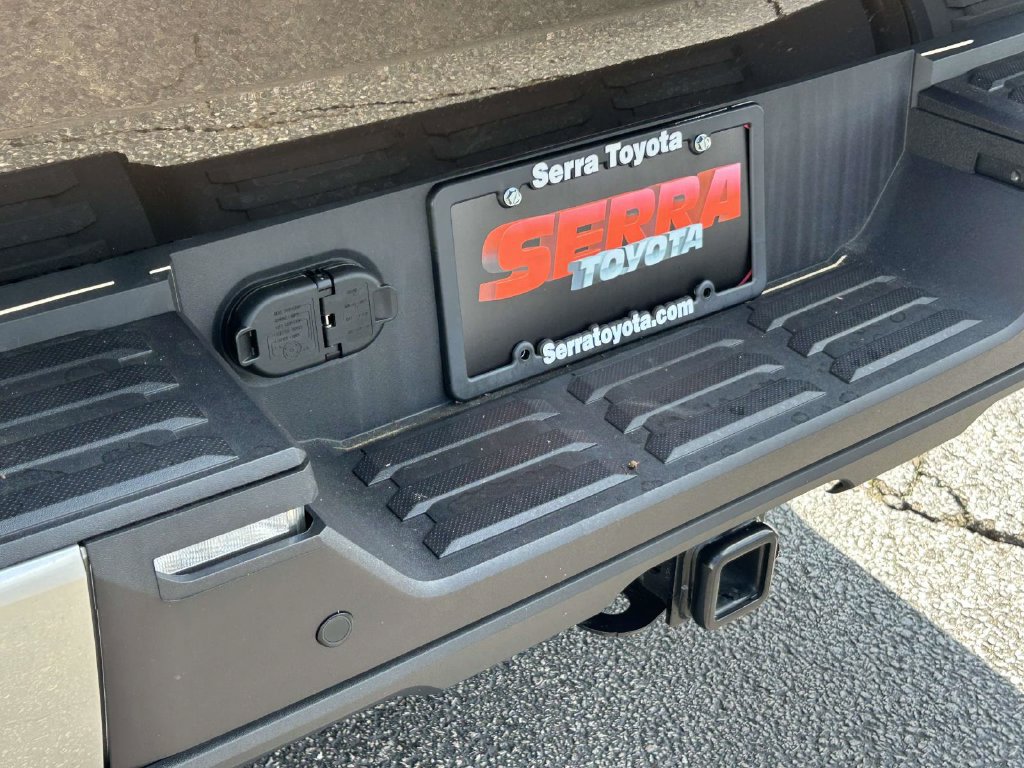 Certified 2025 Toyota Tundra Limited AWD/4WD image 12