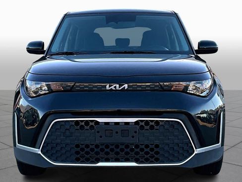 Used 2023 Kia Soul LX image 4