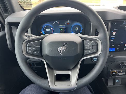 New 2025 Ford Bronco 2-Door image 11