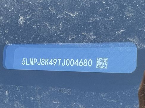 New 2026 Lincoln Nautilus Reserve w/ Jet Appearance Package image 37