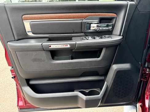 Used 2018 RAM 1500 Laramie w/ Convenience Group image 24