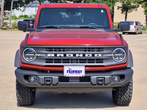 Used 2023 Ford Bronco Black Diamond AWD/4WD image 2