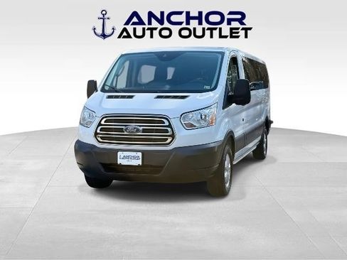 Used 2018 Ford Transit 350 XLT image 4