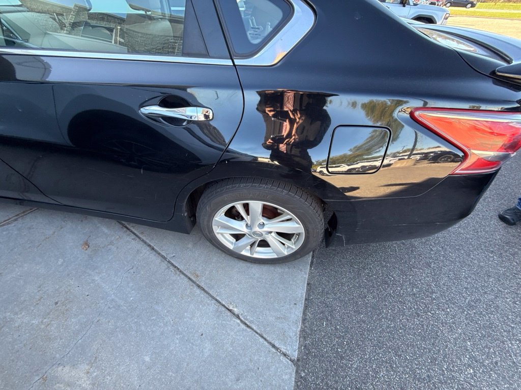Used 2013 Nissan Altima 2.5 SL w/ Technology Pkg FWD image 10