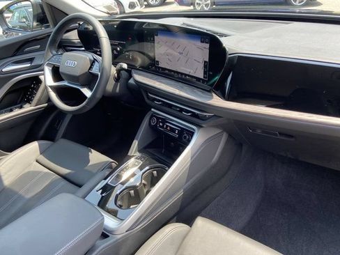 Used 2025 Audi Q5 Premium Plus w/ Premium Plus AWD/4WD image 26